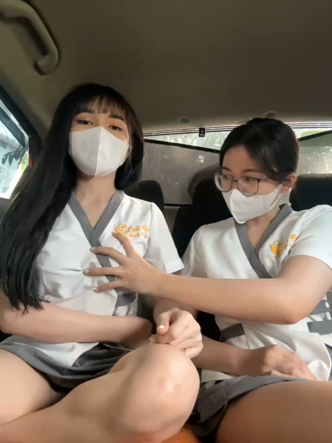 sex viet-Hai Em BeautySpa Eira Show Trên Ô Tô