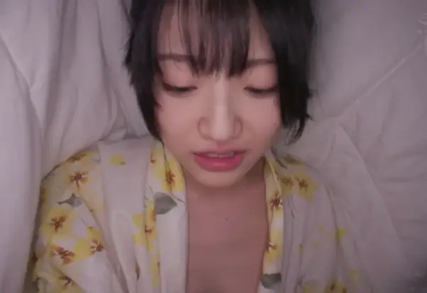 JAV:Cô Em Họ Mới Lớn Sang Nhà Gạ Tình ông Chú Buồi To
